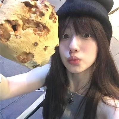 不装了,我比英雄还强